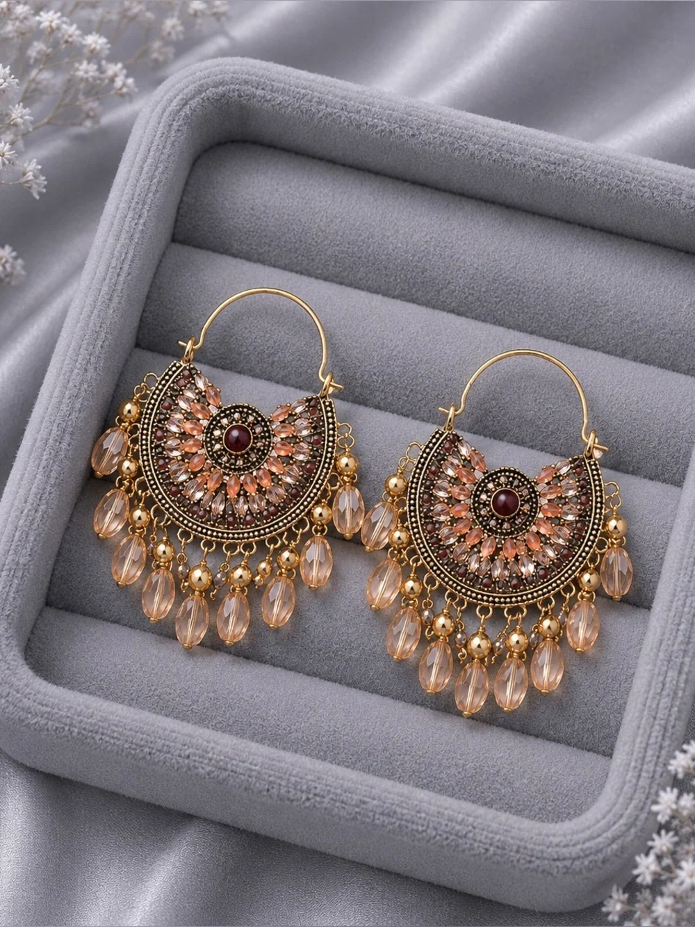 N/A elegant gold
